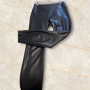 White House Black Market Runaway Leggings, Size 6, Black Faux Leather, S…